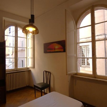 Via Vincioli - La Terrazza Nel Cuore Di Perugia ペルージャ エクステリア 写真