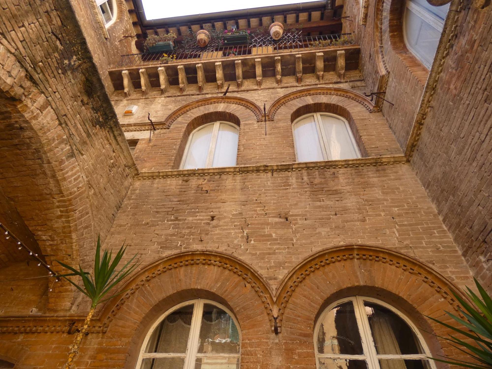 Via Vincioli - La Terrazza Nel Cuore Di Perugia ペルージャ エクステリア 写真